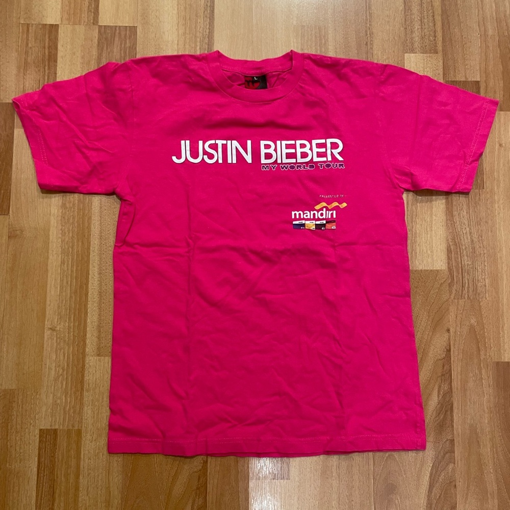 Justin Bieber Staff Crew Shirt My World Tour Indonesia Asia